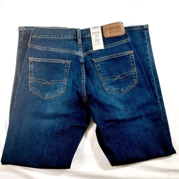 Levi Strauss Signature Jeans Mens 28x30 Athletic Fit Dark Wash Denim - Picture 3 of 14
